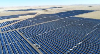 Canada’s Largest Solar Facility Now Soaking up the Rays in Southern Alberta