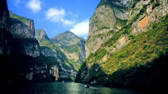 JinkoSolar’s Bifacial Module Embed into The First Hybrid Solar-Wind Project in Jinshajiang River Zone