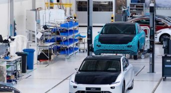 Nissan Unveils Solar-Powered Ariya Concept in Collaboration with Lightyear