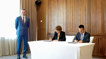 €400M! Navarre and HiTHIUM Formalise Strategic Investment for Battery Manufacturing Facility